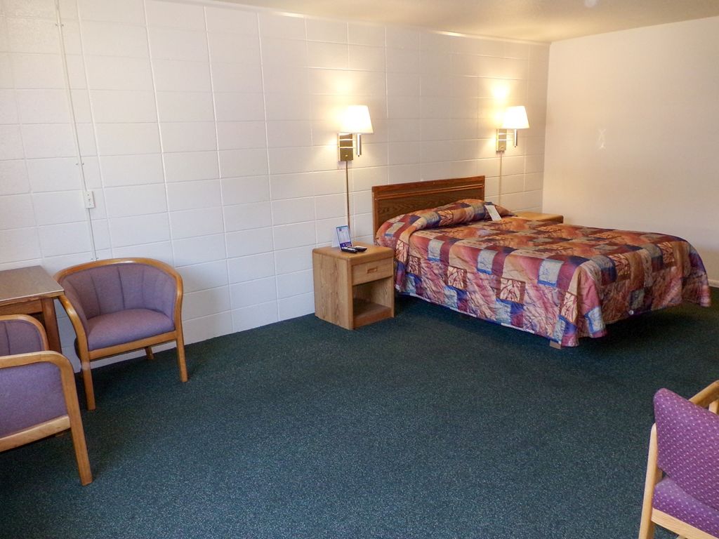 Budget Inn Missoula East Room photo